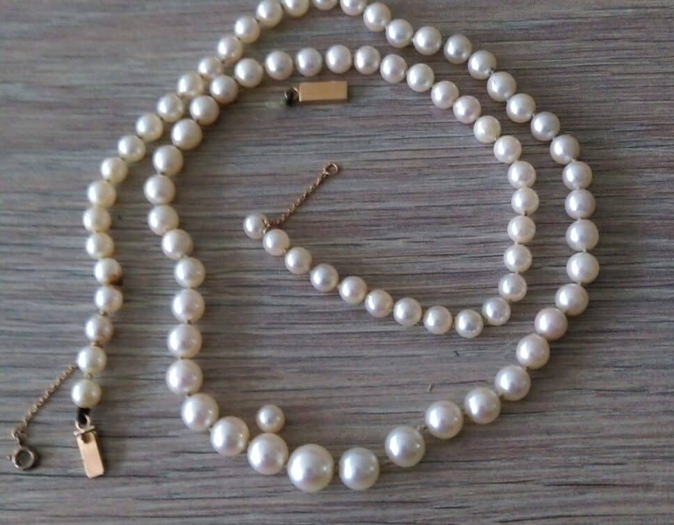 Estimation Bijoux: collier ancien de perles