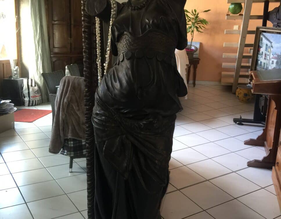Statue femme