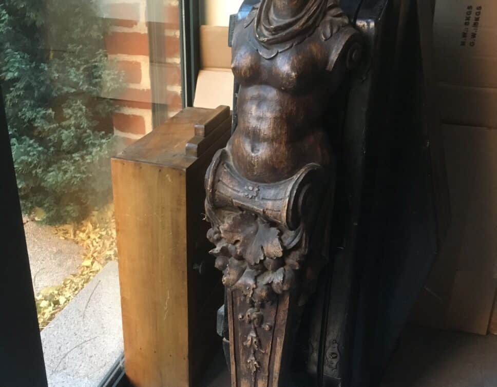 Grande statue plâtre femme