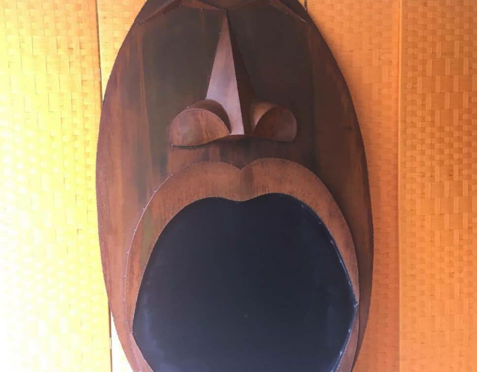 masque africain en fer