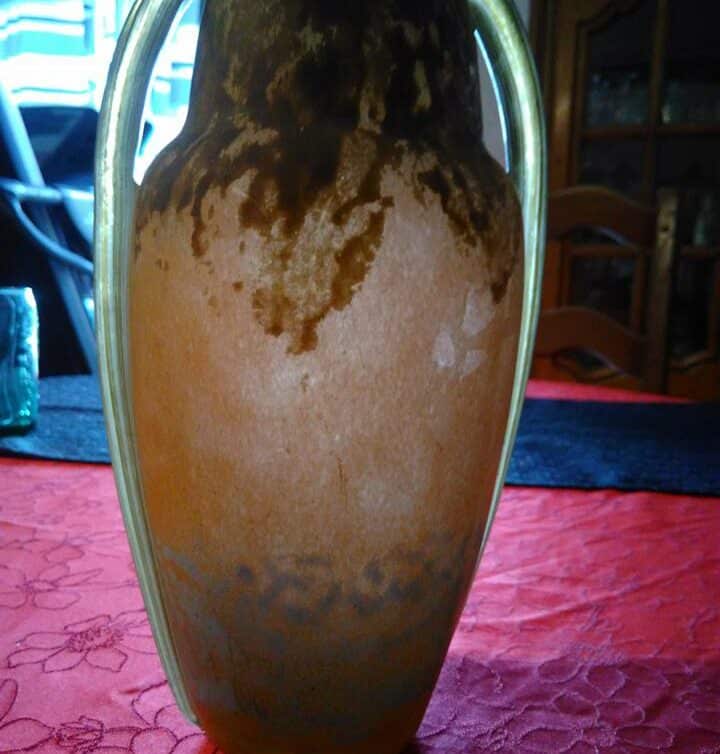 vase à anses signé  Daum Nancy