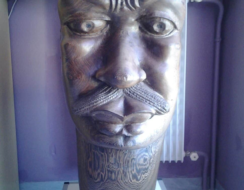 Tête sculptée du congo – Art africain