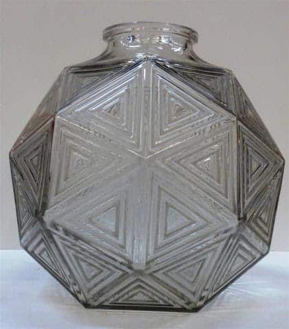 René LALIQUE Vase en verre blanc 5 100 euros