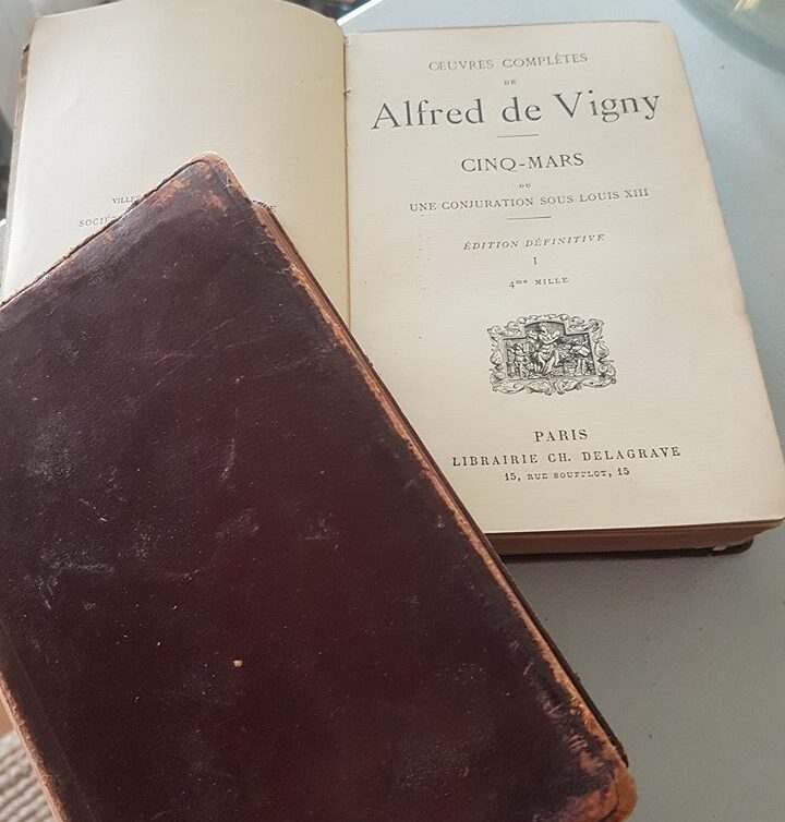 Estimation Livre, manuscrit: livre ancien 2 volumes Alfred de Vigny