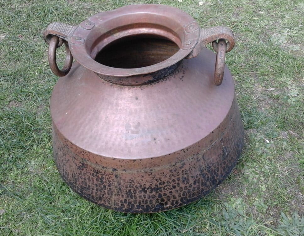 Pot de cuisine ancien de la communautée RABARI