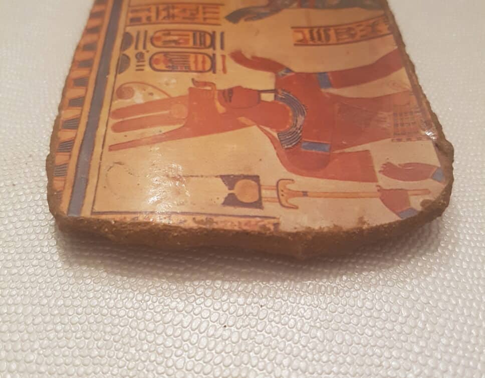 Médaillon de sarcophage égyptien