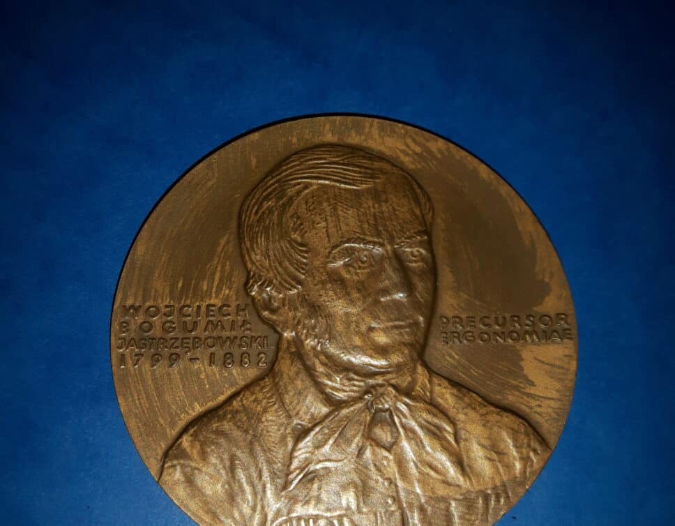 Estimation Bijoux: médaille Wojciech Bogumi? bronze