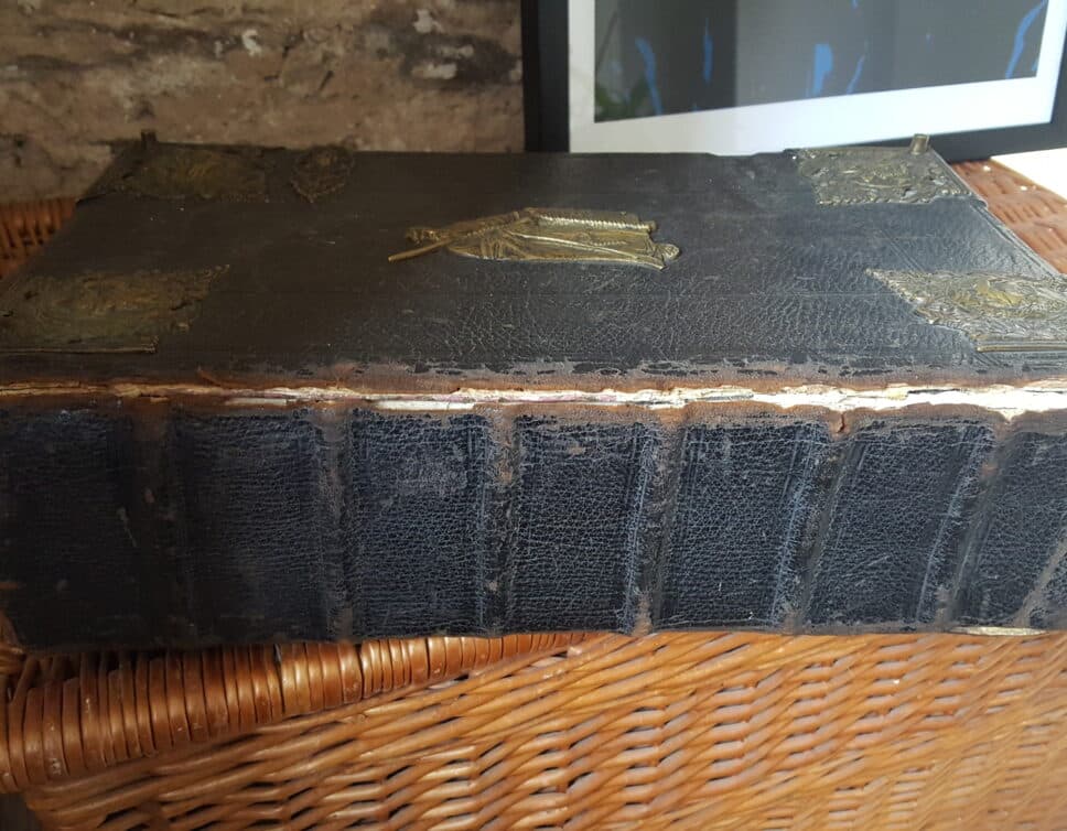 Estimation Livre, manuscrit: Bible ancienne