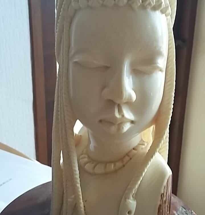 sculpture en ivoire