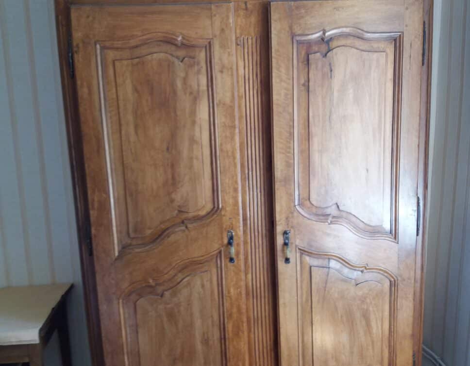 armoire deux portes