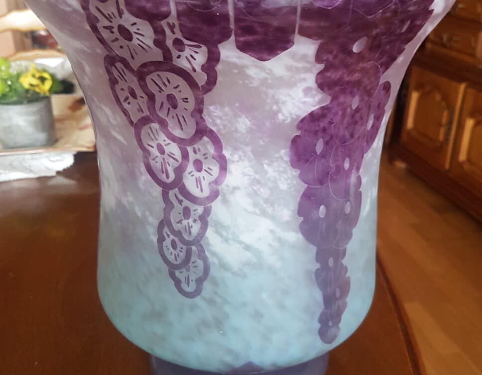 vase charder