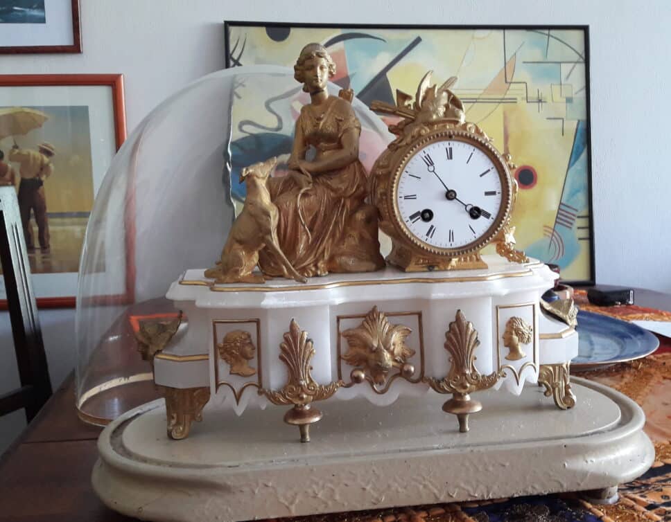 Estimation Montre, horloge: Horloge Bronze doré et marbre de carrare 19 siècle