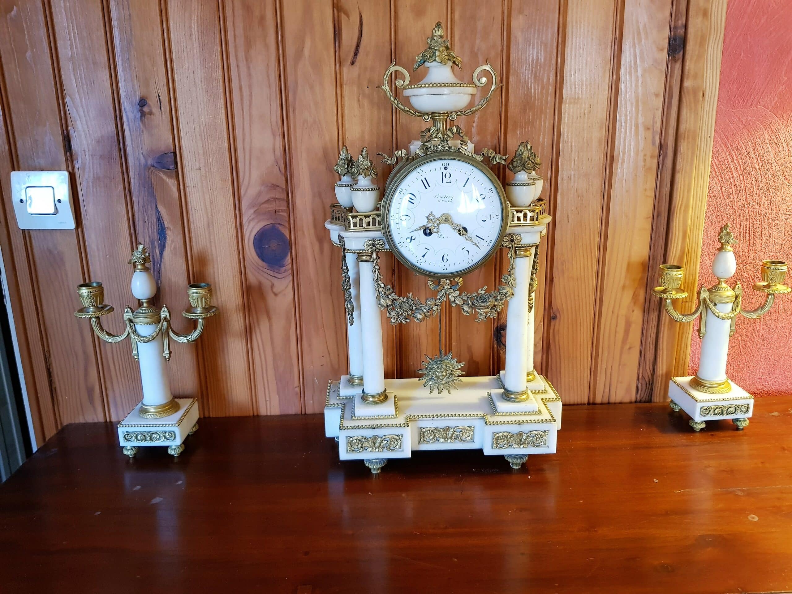 Estimation Montre, horloge: pendule et candelabres bontemp