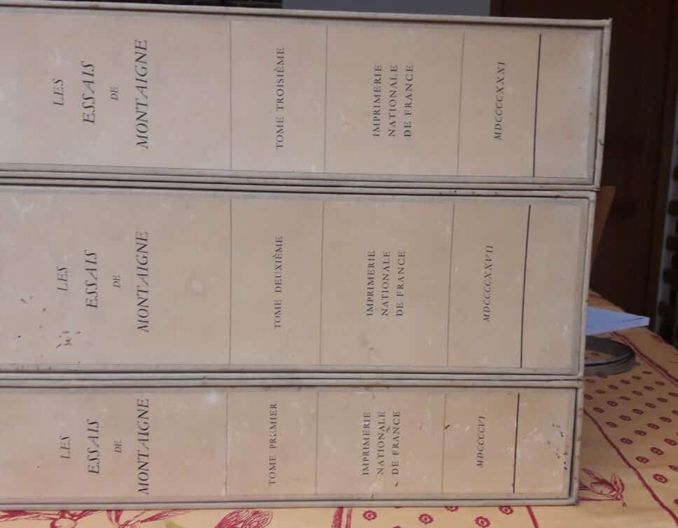 Estimation Livre, manuscrit: Collection- Les essais de Montaigne