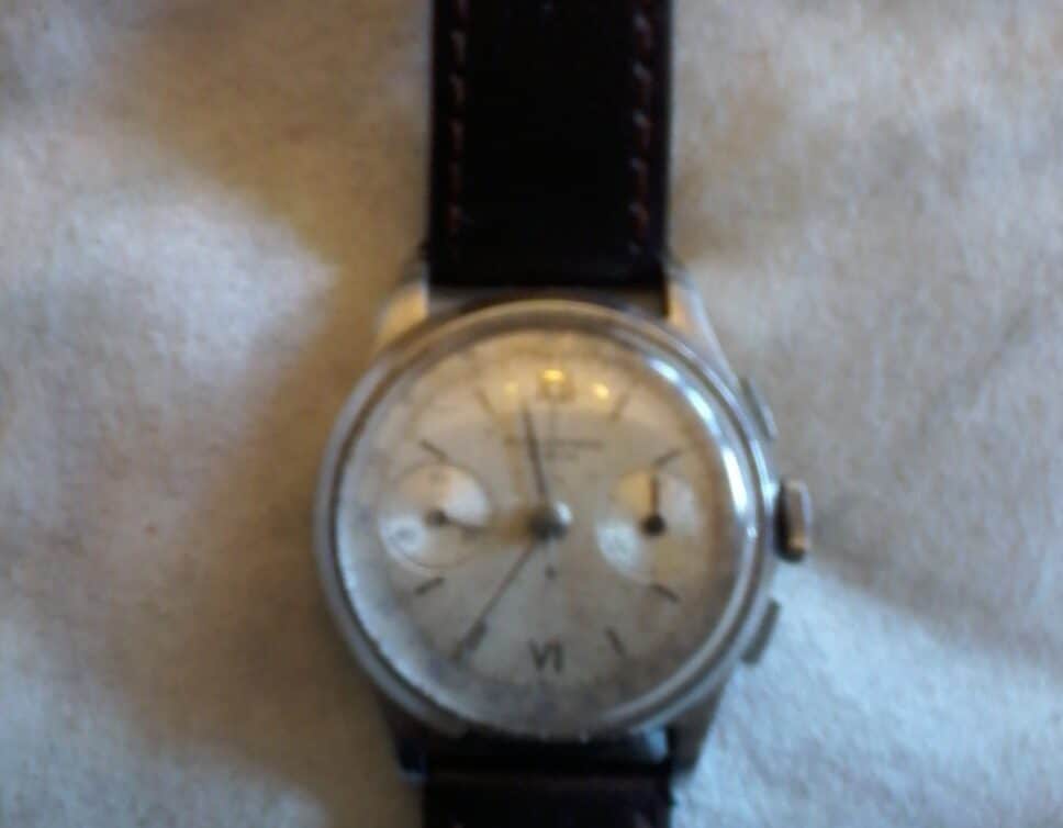 Estimation Montre, horloge: Beaune et Mercier Chrono Vintage