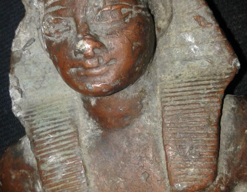 Sculpture pharaon