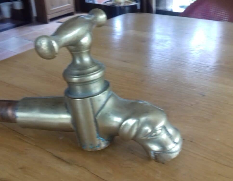 robinet de tonneau têtede chien en laiton/bronze