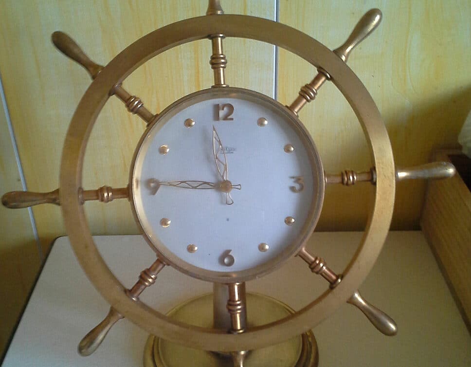 Estimation Montre, horloge: Pendule Angélus type carillon