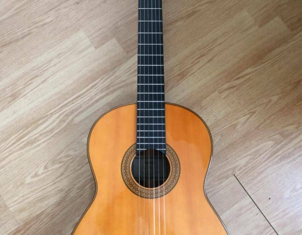 Guitare Yamaha CG-180SA
