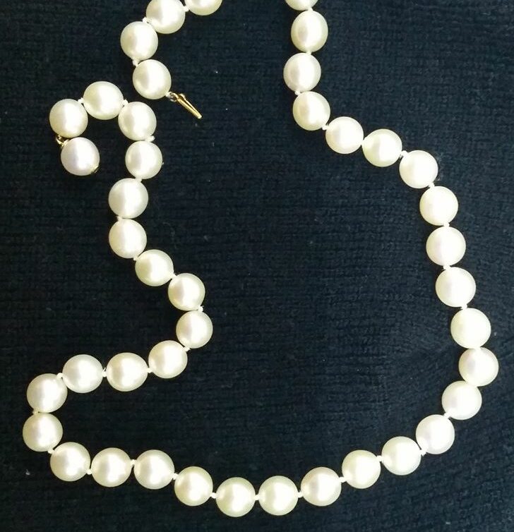 Estimation Bijoux: collier de perle