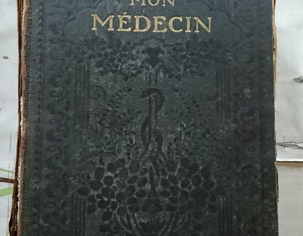 Estimation Livre, manuscrit: Livre de médecine ancien