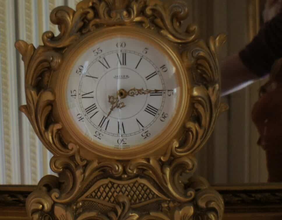 Estimation Montre, horloge: Horloge Jaeger en bronze doré
