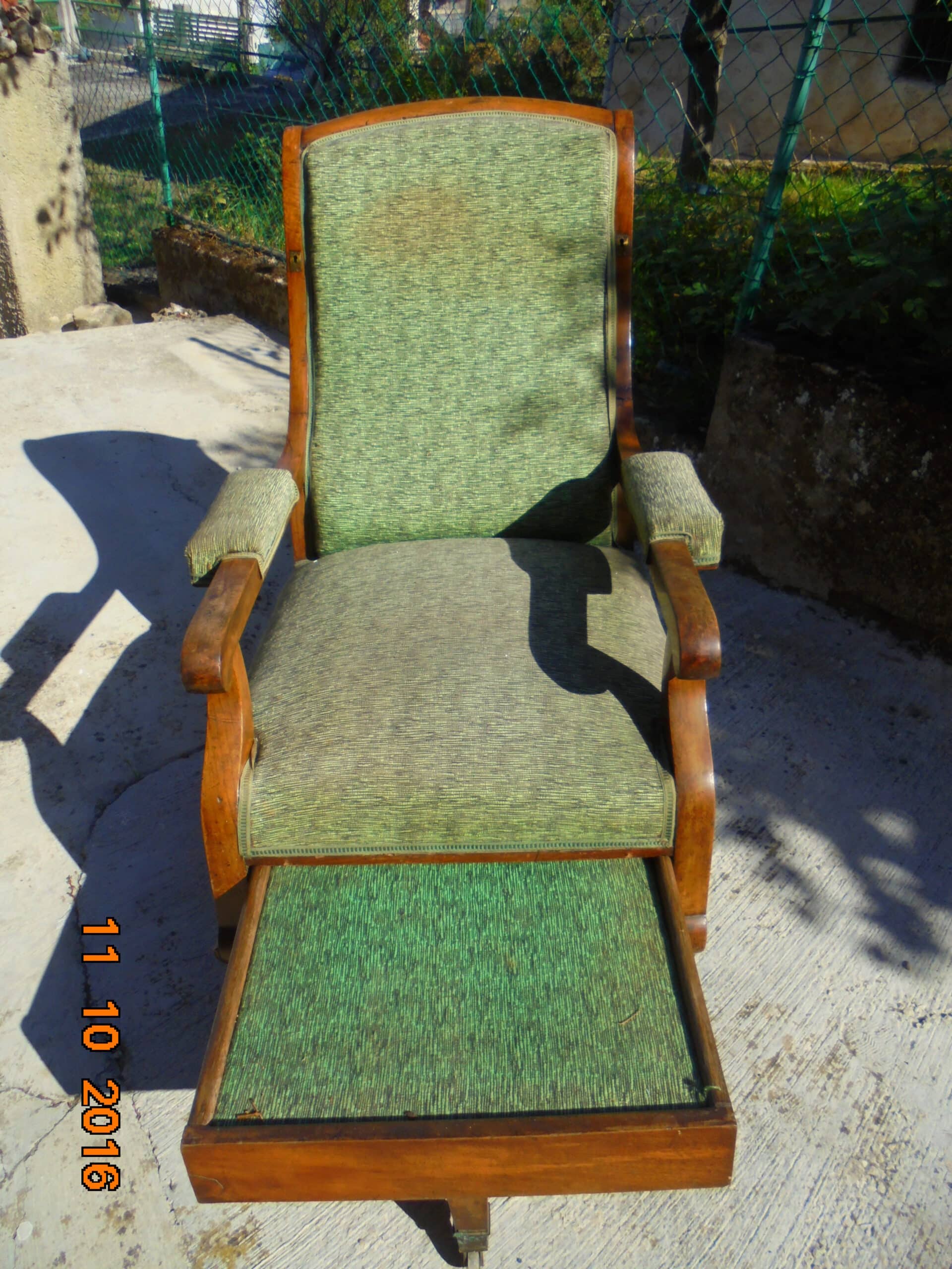 ancien fauteuil Voltaire
