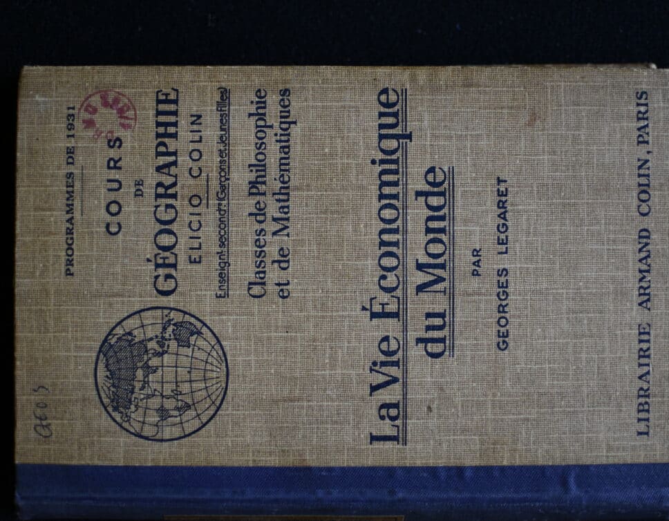 Estimation Livre, manuscrit: la vie economique du monde par georges legaret 1931