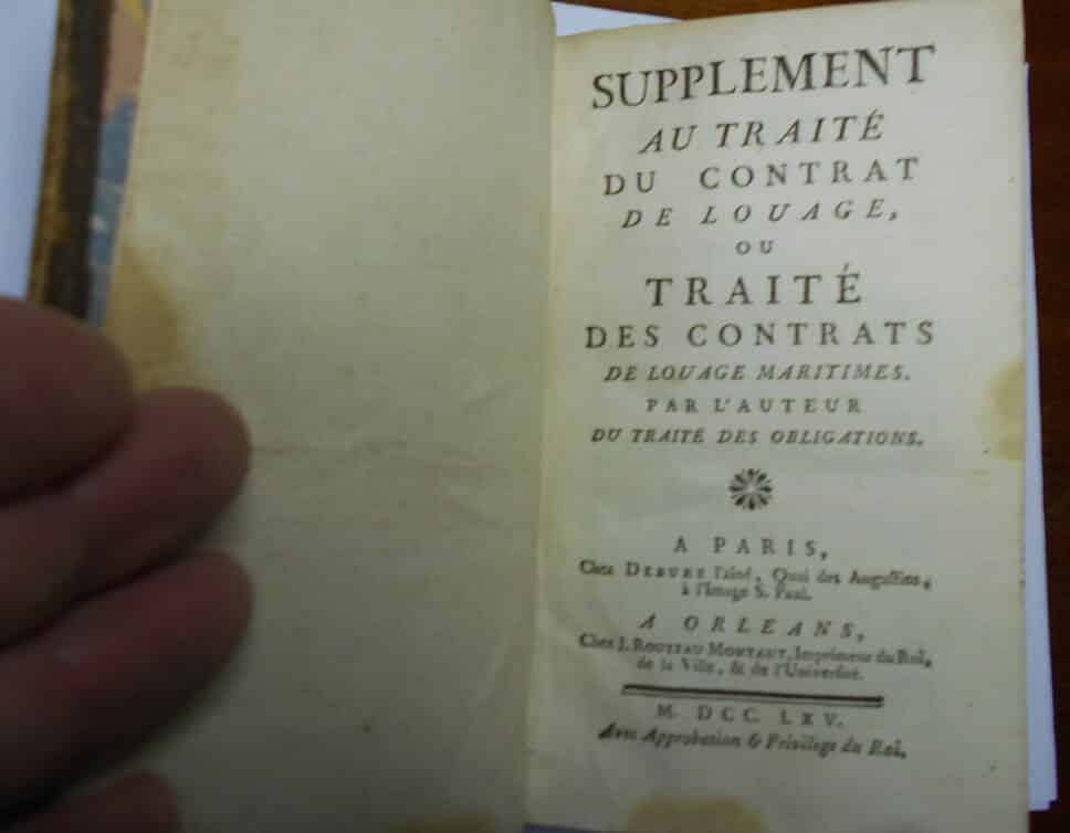 Estimation Livre, manuscrit: livre datant du 16eme siecle