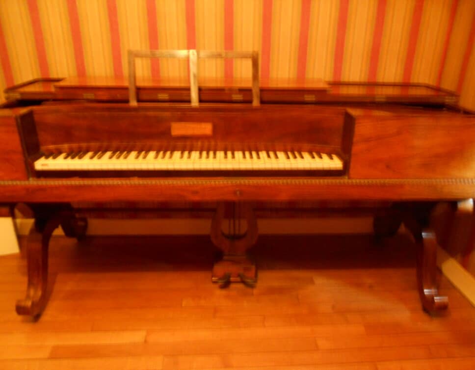 PIANO FORTE