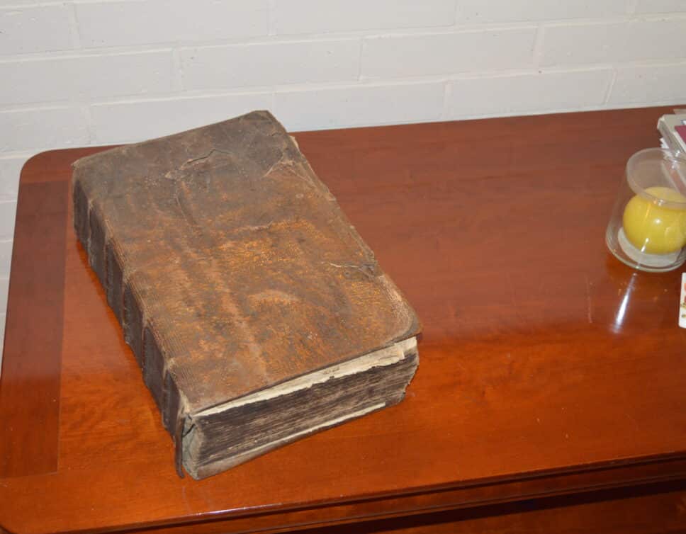 Estimation Livre, manuscrit: bible allemande de 1748