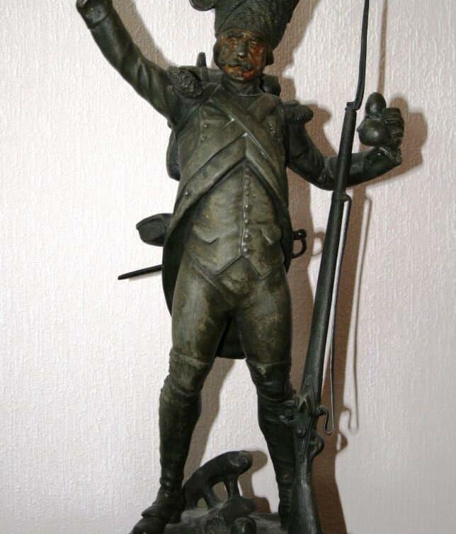 statue Grognard