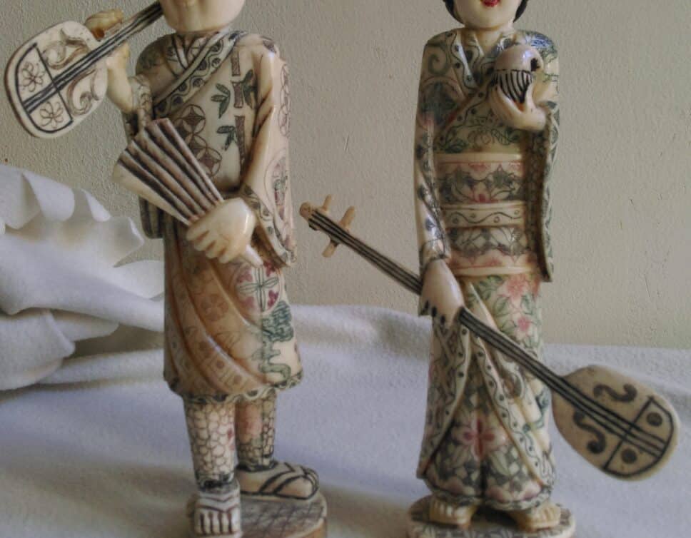 2 statuettes chinoises en ivoire