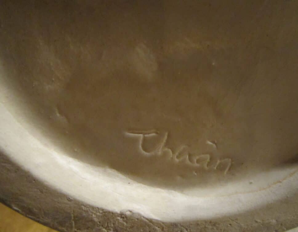 Vase signé Thuàn
