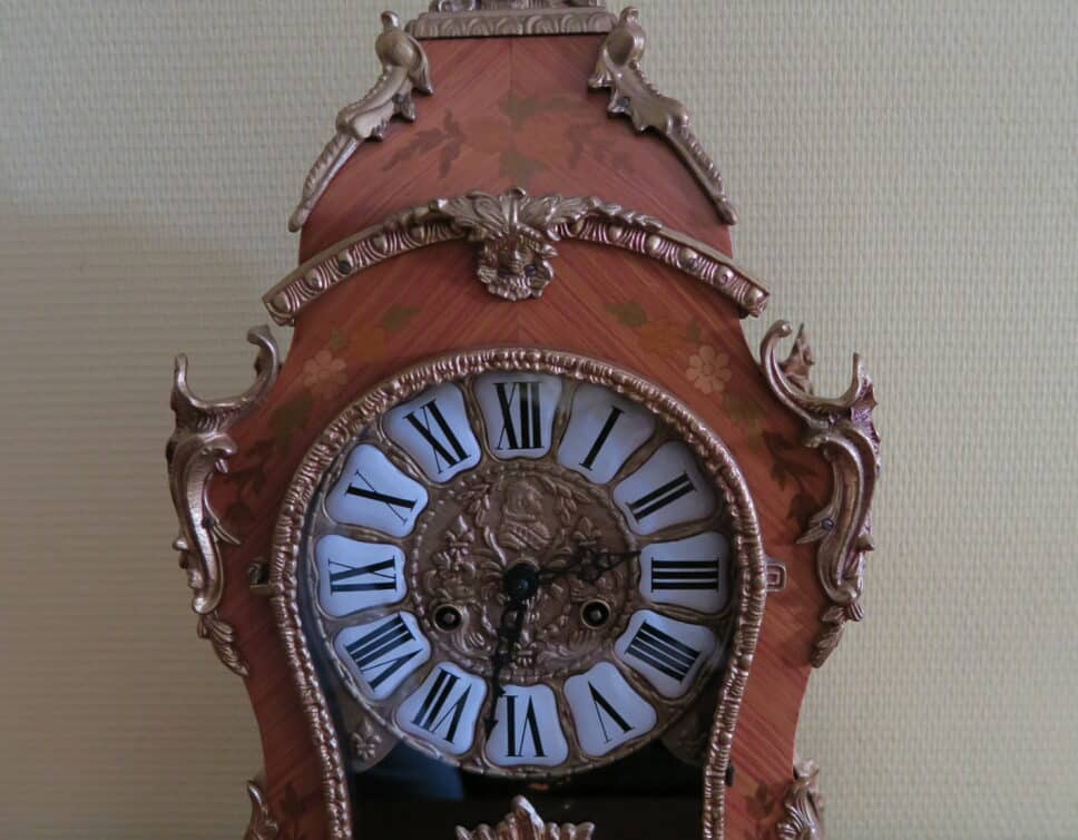 Estimation Montre, horloge: pendule style Louis XIV en bois de rose