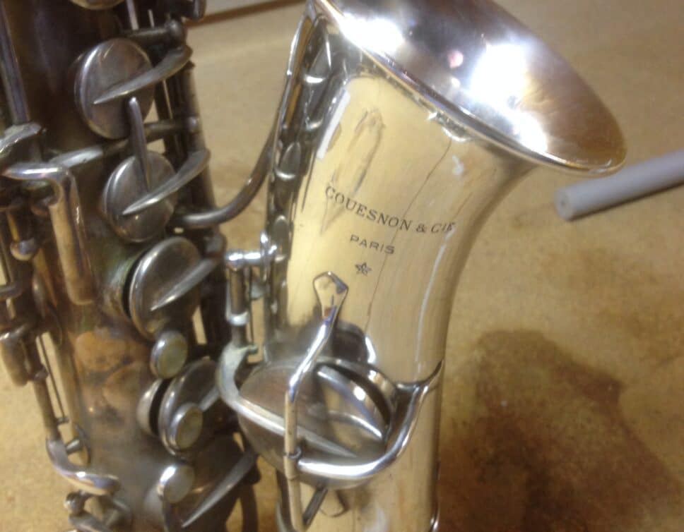 saxophone signé couesnon & cie