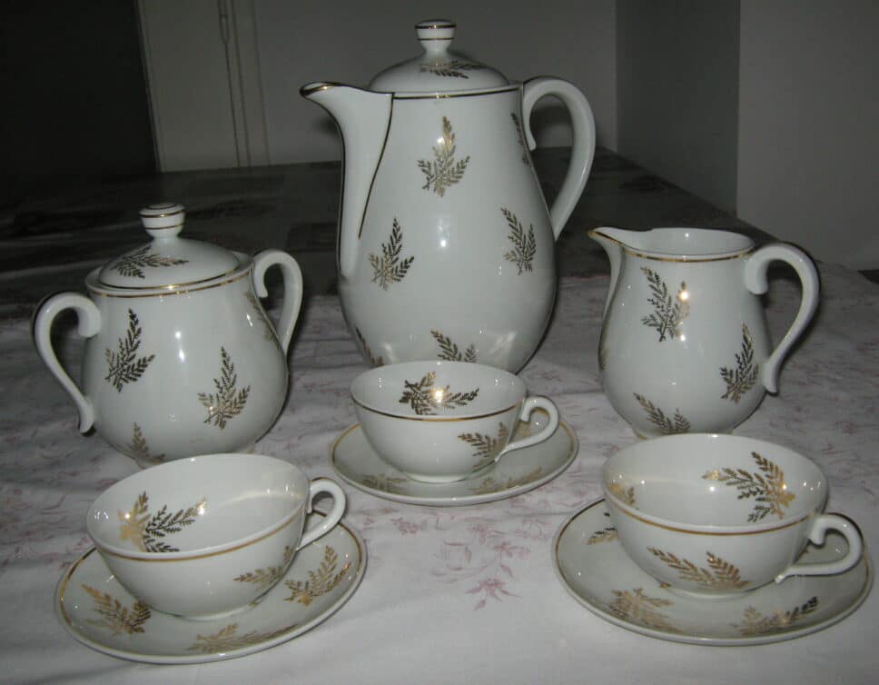 service thé en porcelaine de Limoges