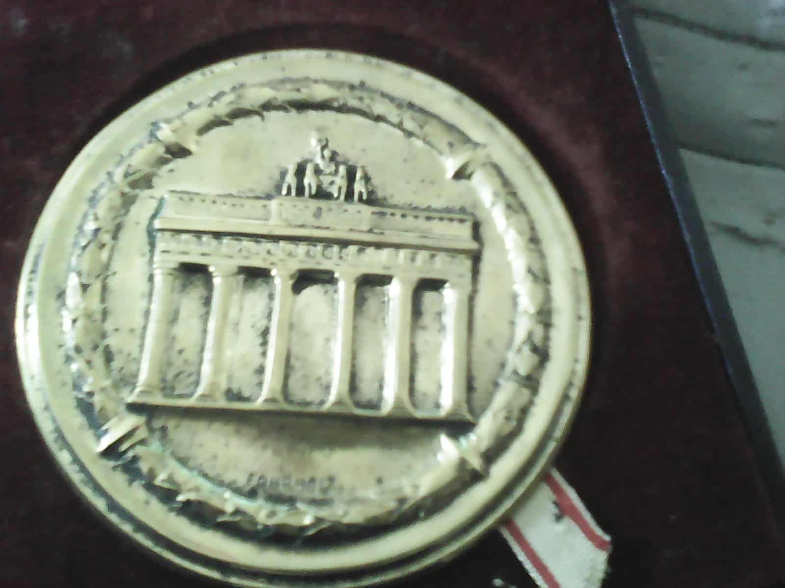 medaille  de tennis de 1937 allemande