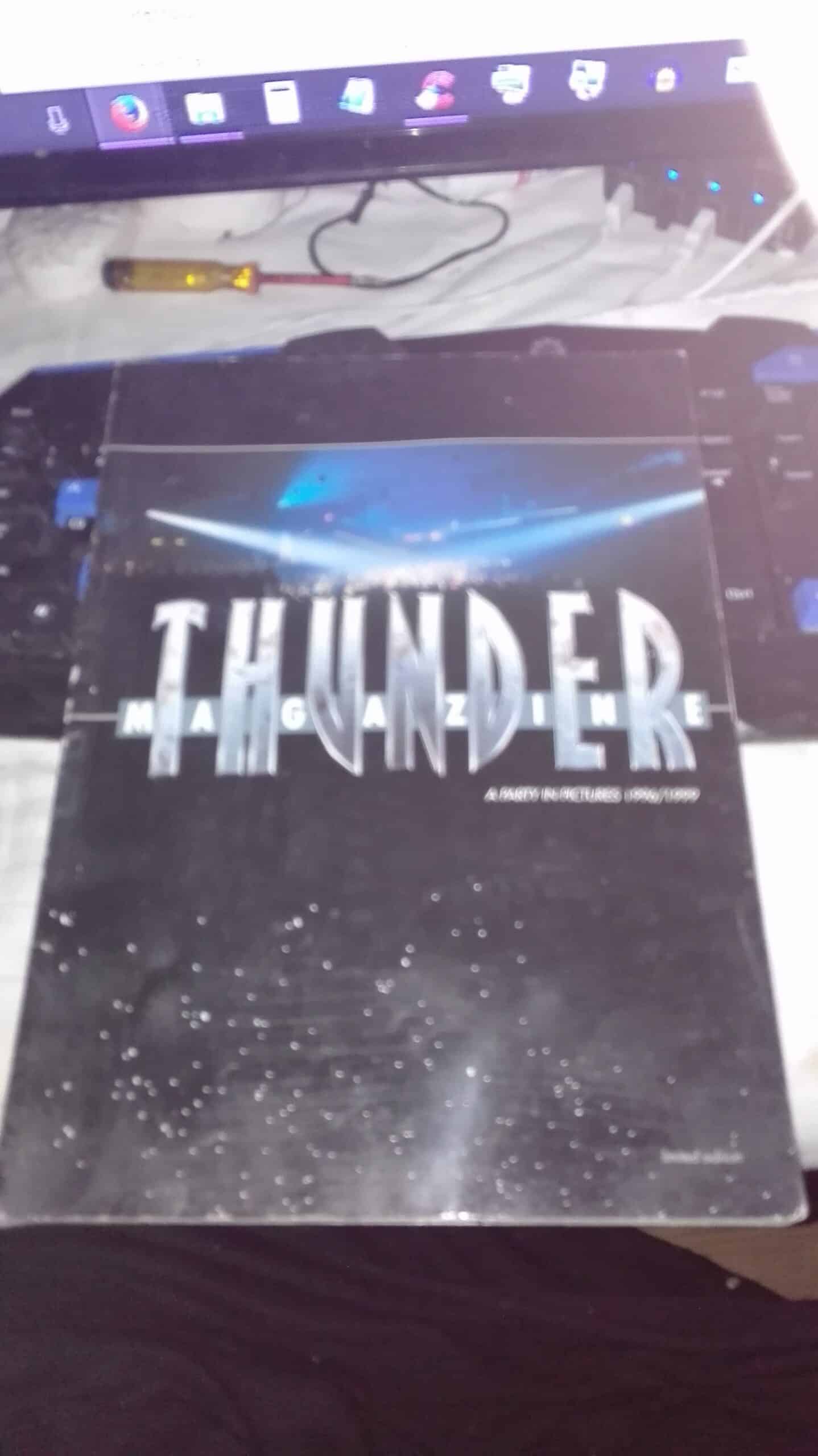 Estimation Livre, manuscrit: thunder magazine