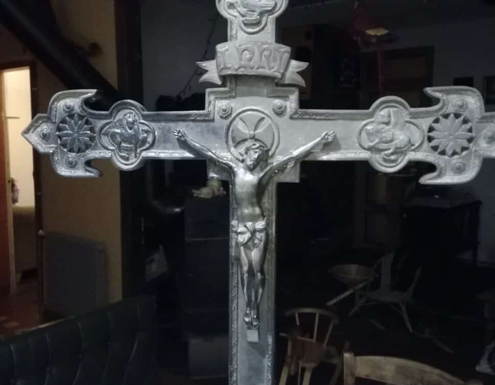 Crucifix d’autel (croix des templiers)