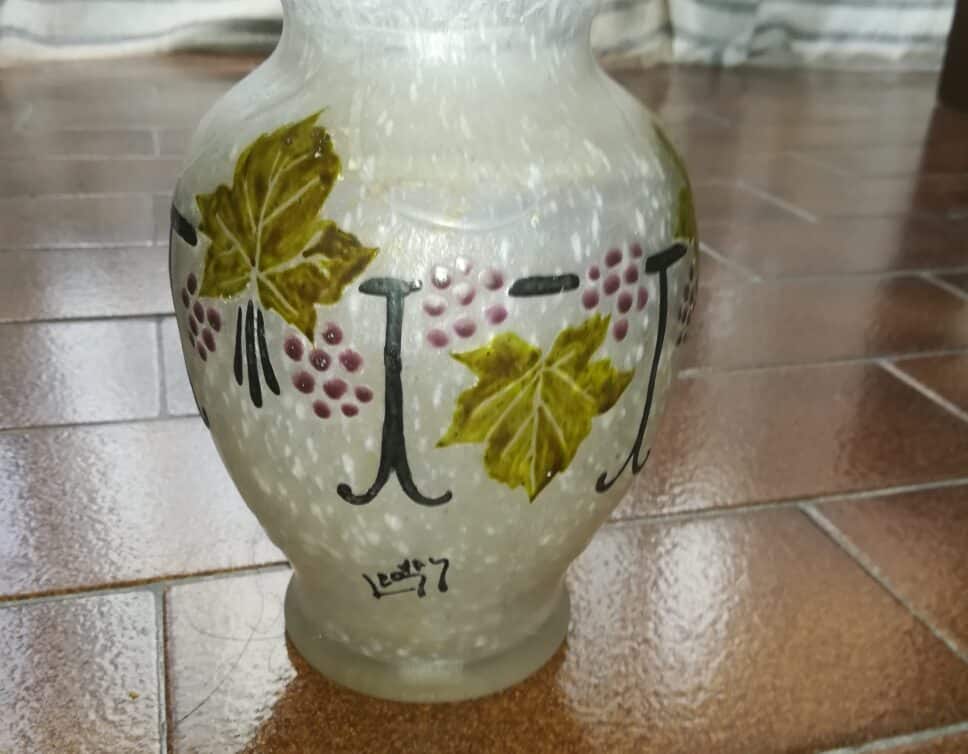 Vase verre signé Legray