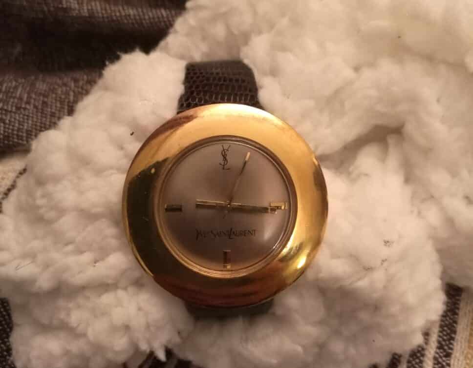 Estimation Montre, horloge: Montre Yves Saint Laurent