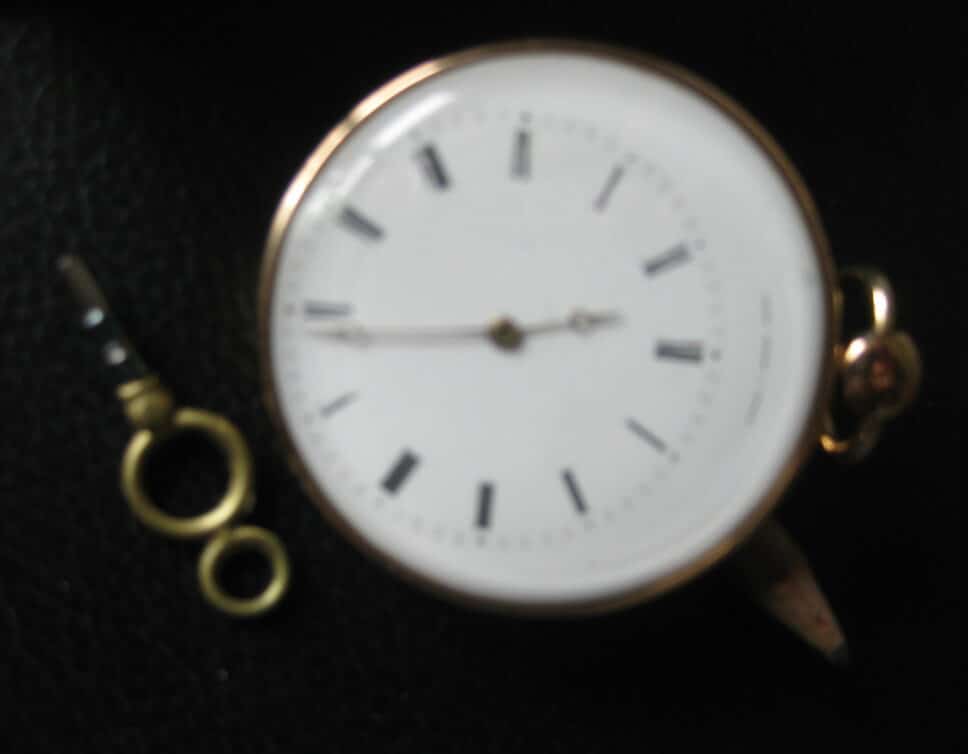 Estimation Montre, horloge: montre ancienne en or