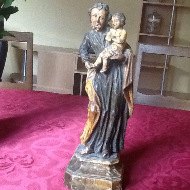 statue st joseph portant l’enfant jesus