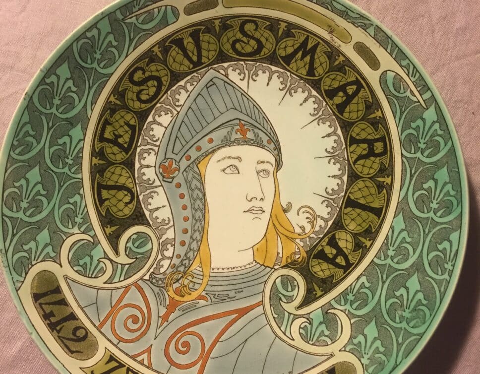 Assiette Jeanne D`Arc en ceramique