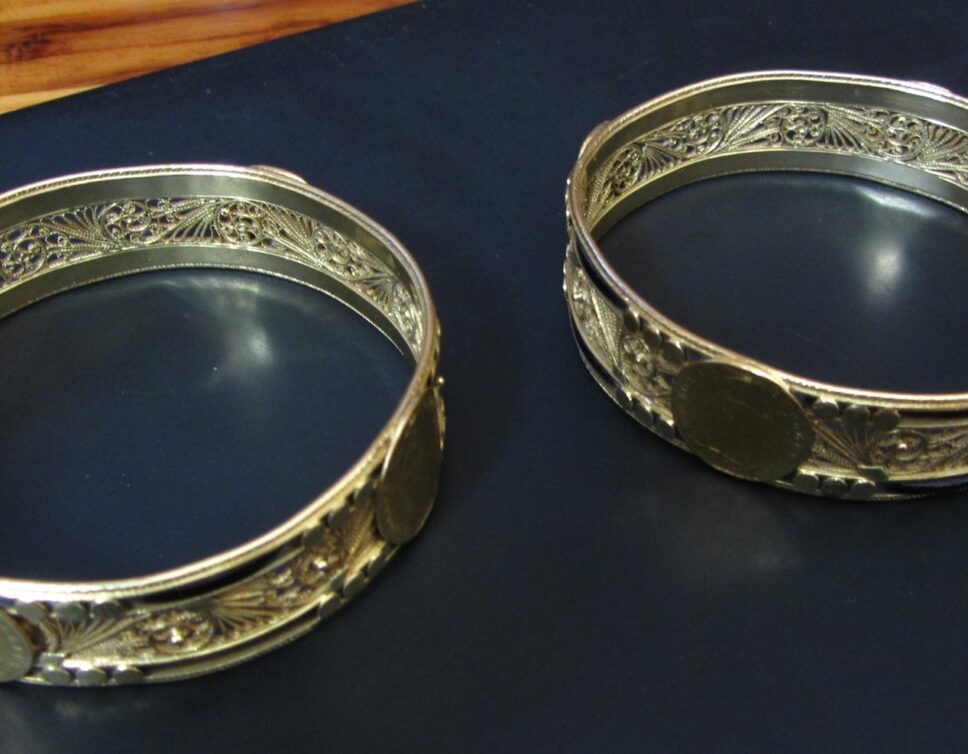 Estimation Bijoux: 2 bracelets en or