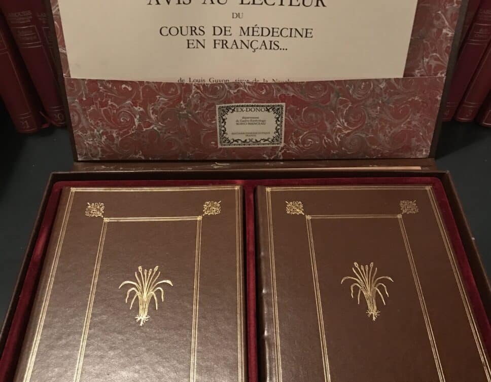 Estimation Livre, manuscrit: Livres de médecine