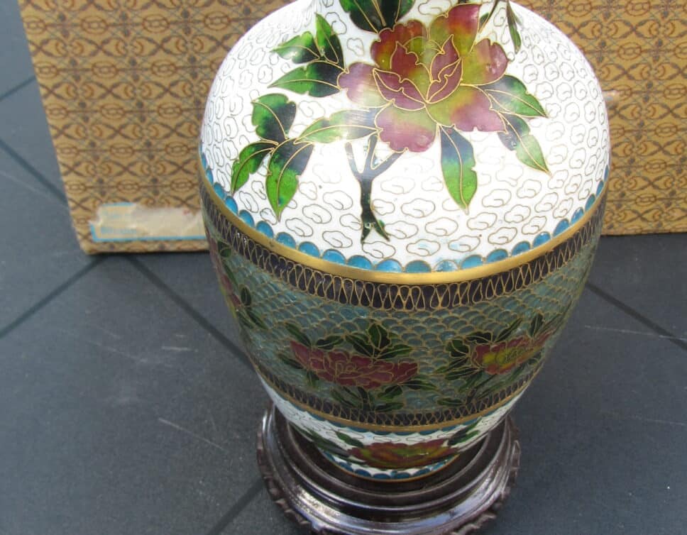 vase chinois émail
