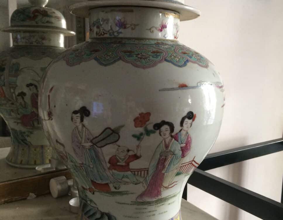 vase de Chine  en porcelaine avec couvercle