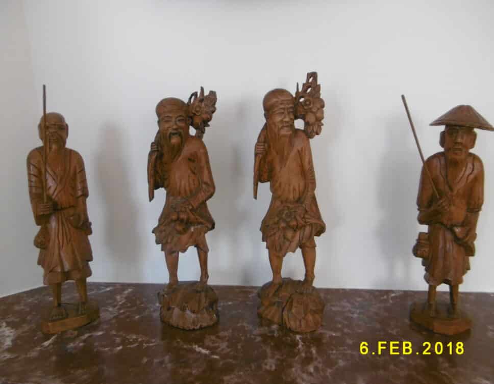 Statuettes bois sculpté origine Indochine